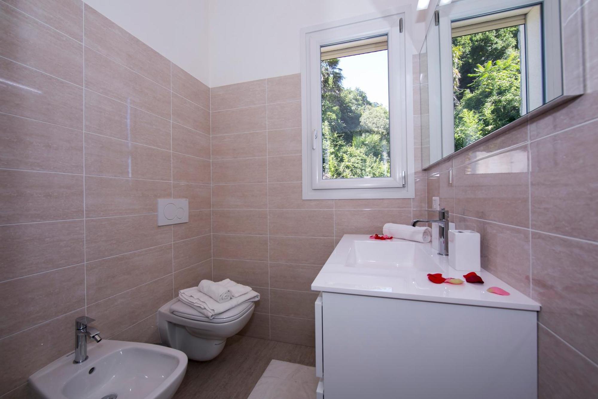 Paradiso Di Menaggio Penthouse Εξωτερικό φωτογραφία
